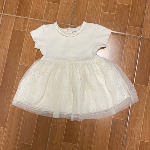 Zara ivory tulle baby girl dress. Size 9-12 months